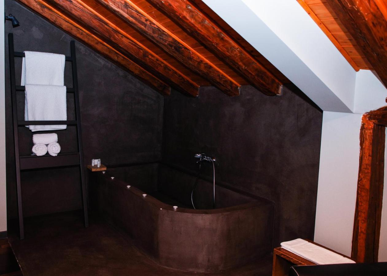 DIM'S Hotel Korce Buitenkant foto
